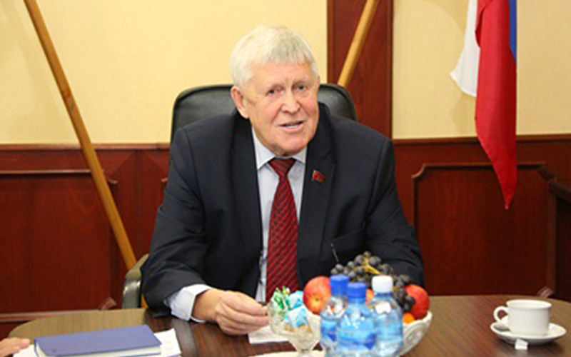 Виктор Губарев