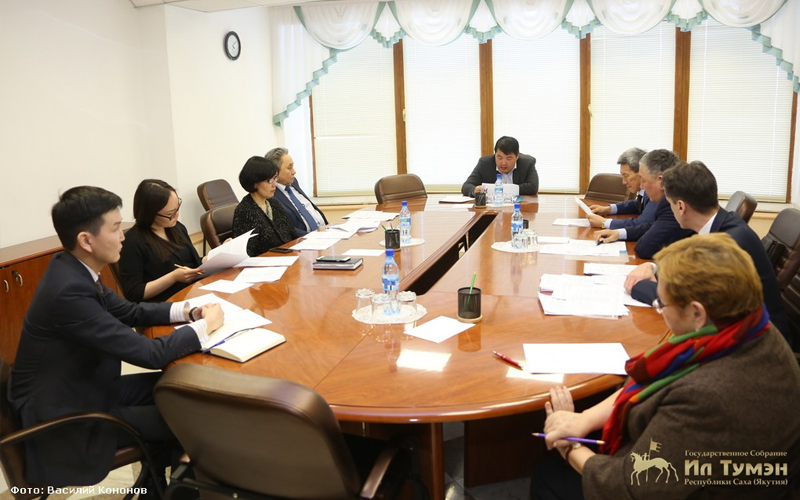 Ил Тумэн: возможно ли сохранить НВК «Саха»?