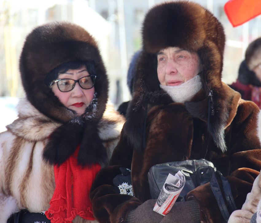 Коммунистки.jpg
