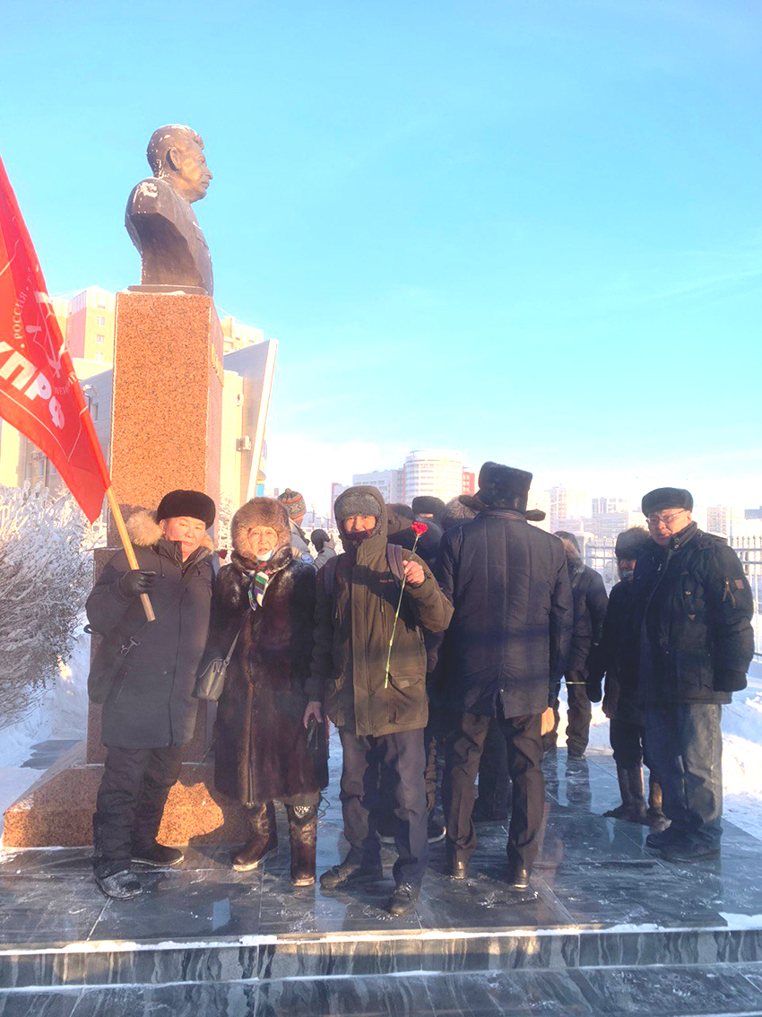 Сталин 3.jpg